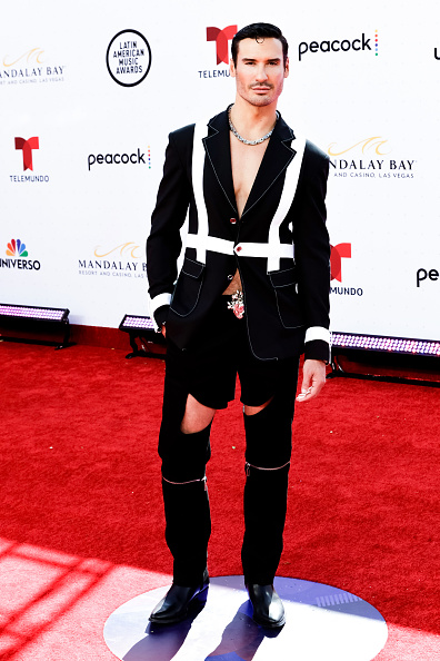 Photos: Latin American Music Awards 2022 red carpet
