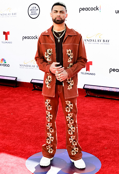 Photos: Latin American Music Awards 2022 red carpet