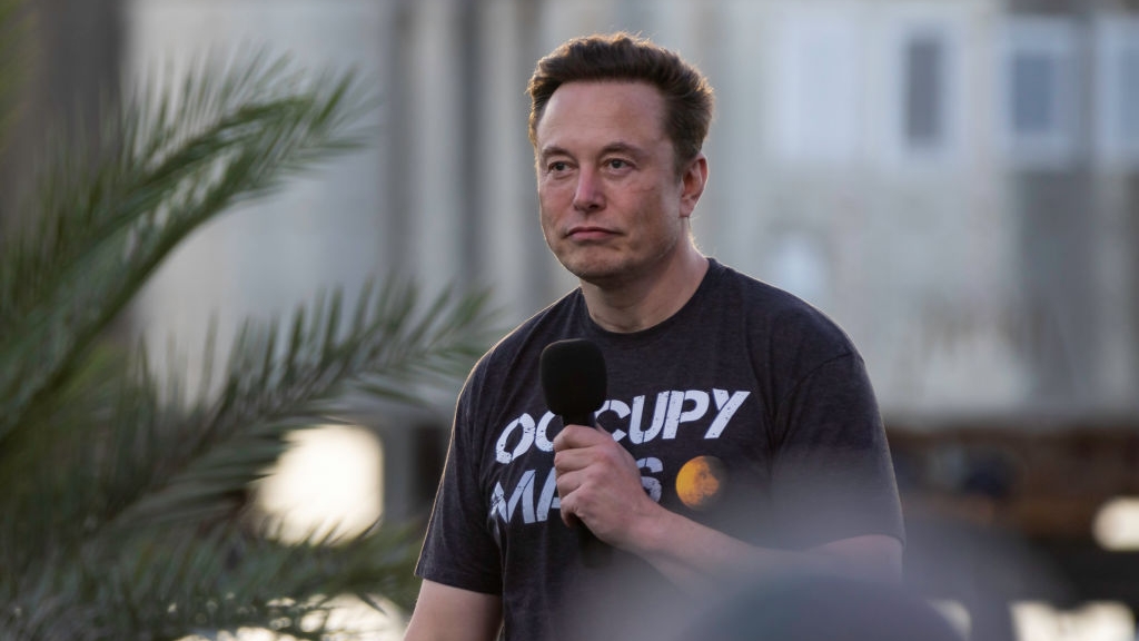 Musk emails Twitter employees