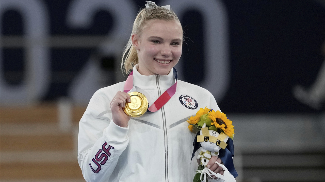 Photos: Jade Carey wins gold in floor exercise final at Tokyo Olympics