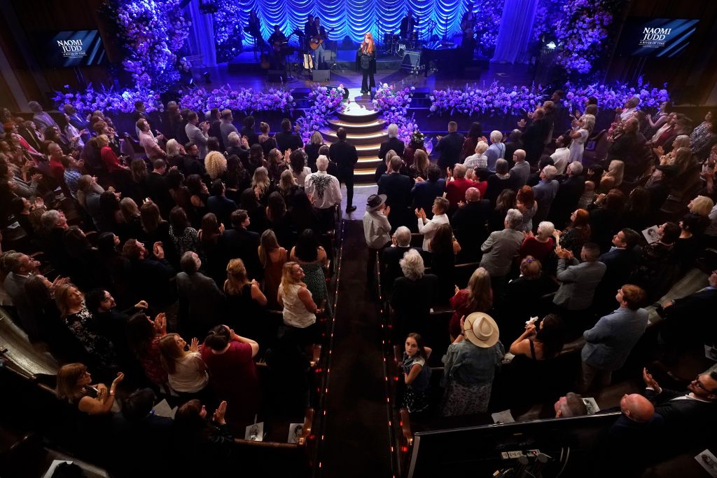Naomi Judd celebrated in televised memorial service