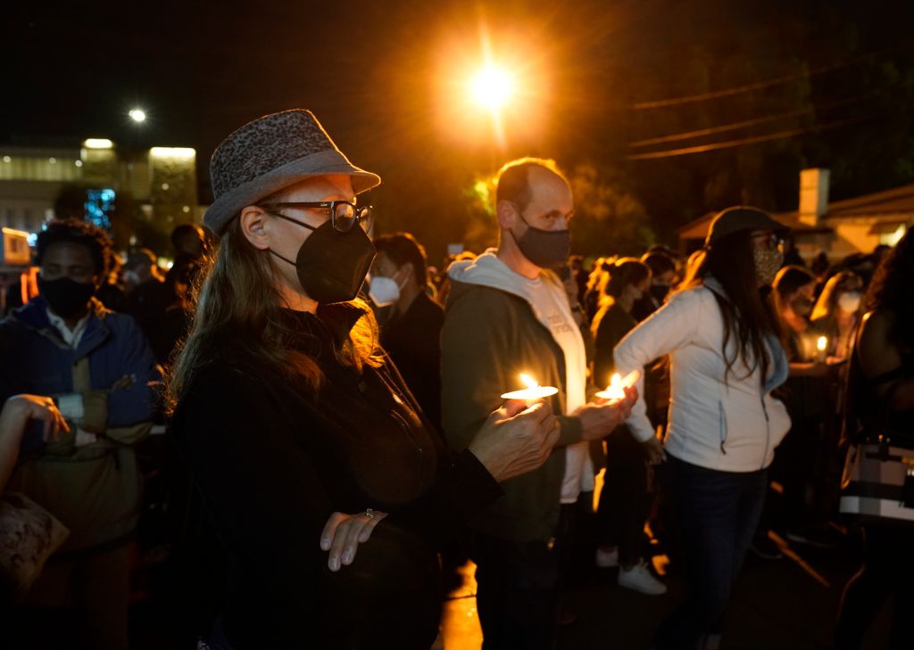 Photos: Halyna Hutchins, cinematographer killed on 'Rust' set, mourned at candlelight vigil