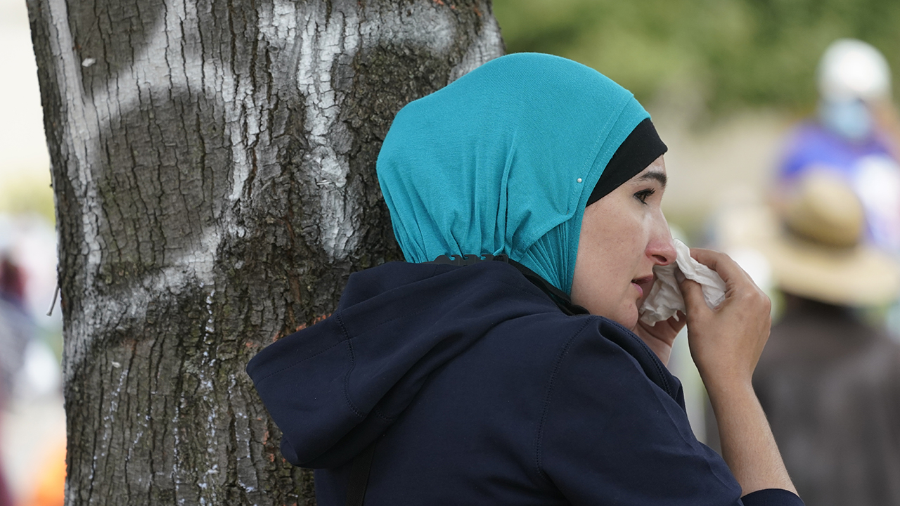 Protests continue after grand jury announces charging decision in Breonna Taylor's death