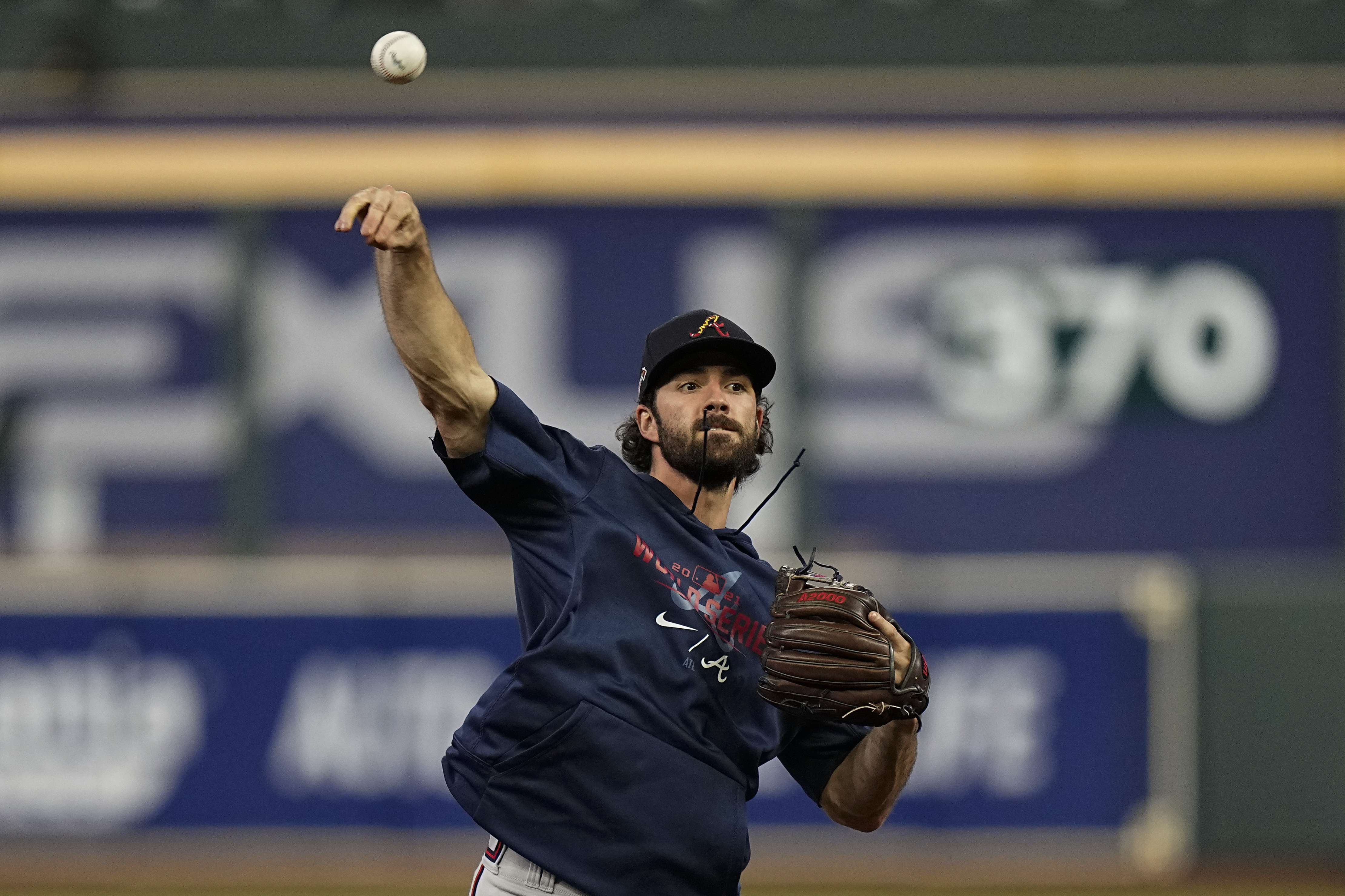 Photos: Braves, Astros stars work out ahead of World Series Game 1