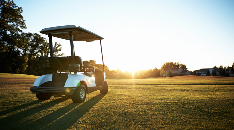 Naked woman drove golf cart through armed standoff in Florida