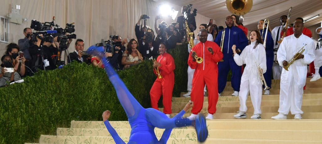 Photos: Gymnast Nia Dennis, marching band steal the show at Met Gala 2021