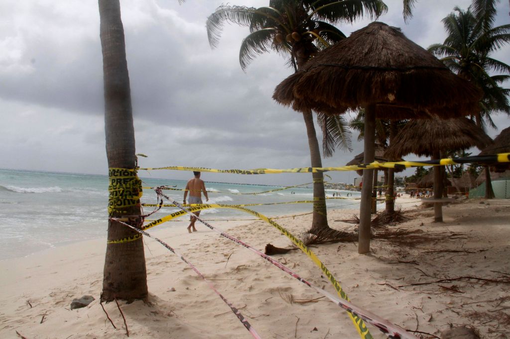 Photos: Hurricane Zeta makes landfall along Mexico's Yucatan Peninsula