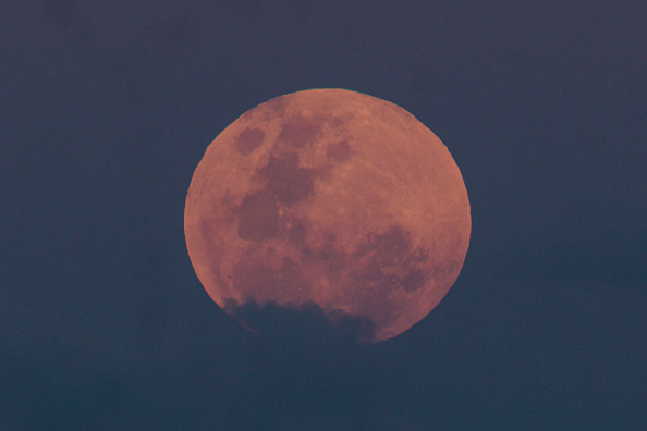 Photos: 'Beaver moon' total lunar eclipse, aka 'blood moon,' delights skygazers