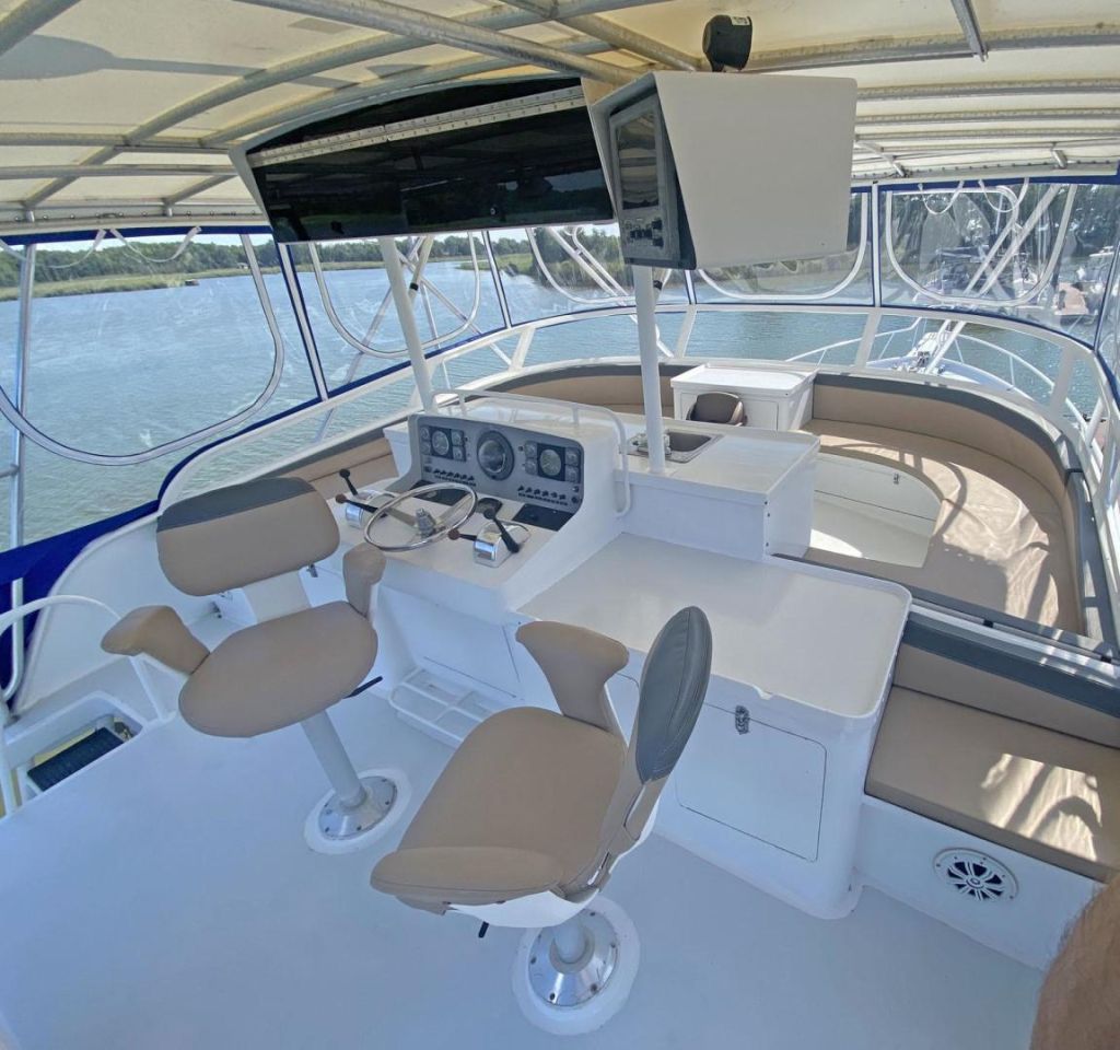 Yacht featured in ‘Caddyshack’ up for sale