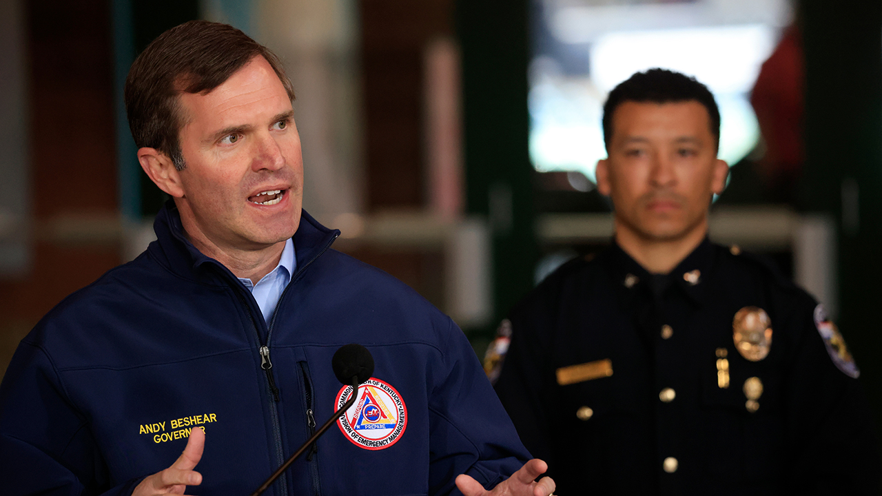 Several dead in shooting at Louisville bank