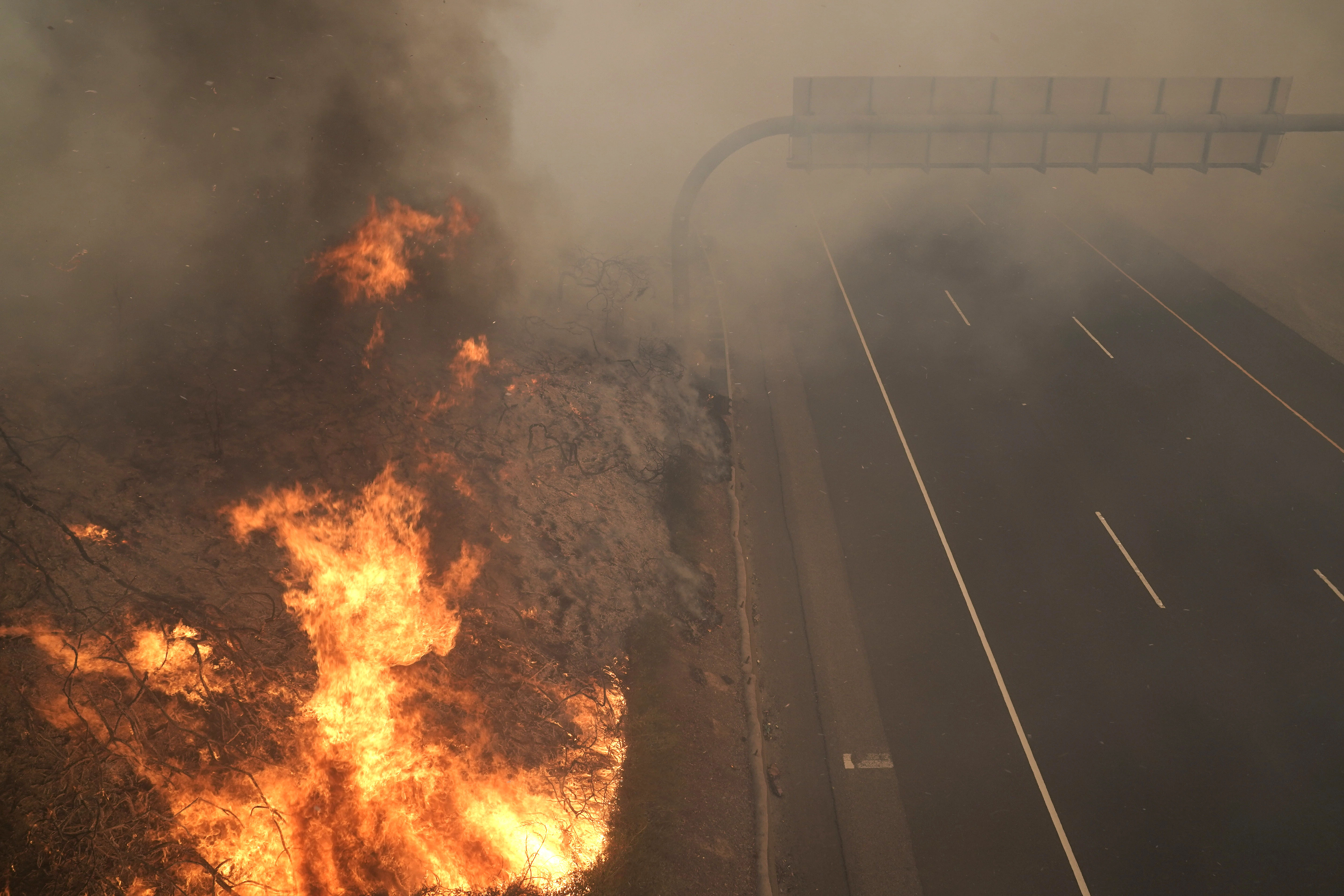 Photos: Silverado Fire in Southern California forces thousands to evacuate
