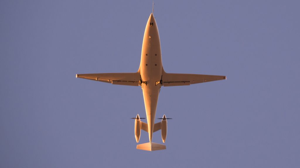 First all-electric commuter airplane takes to the skies