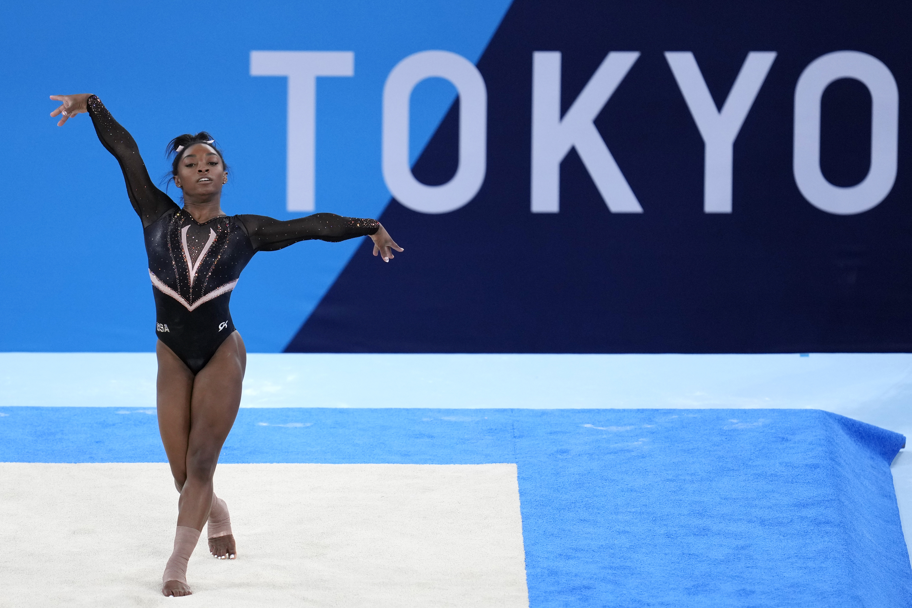 Photos: Simone Biles, women's gymnastics team train ahead of Tokyo Olympics
