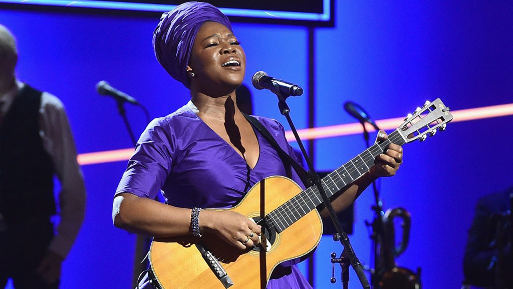 Photos: India Arie through the years