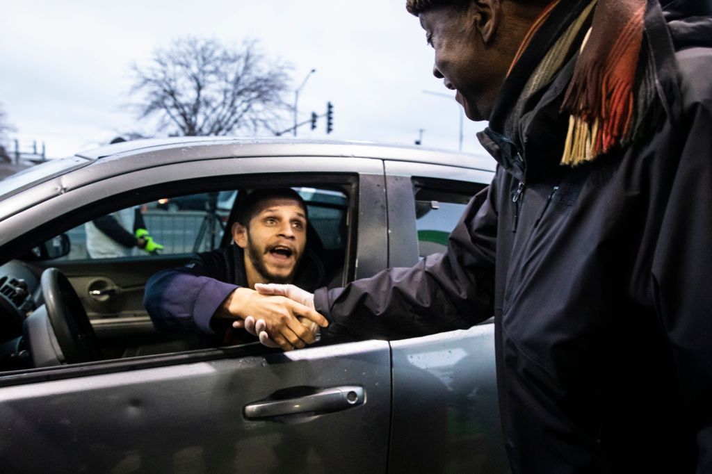 Photos: Chicago drivers score free gas in businessman's $1M giveaway