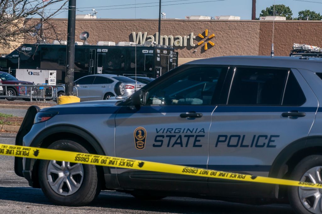7 killed, including suspect at Virginia Walmart