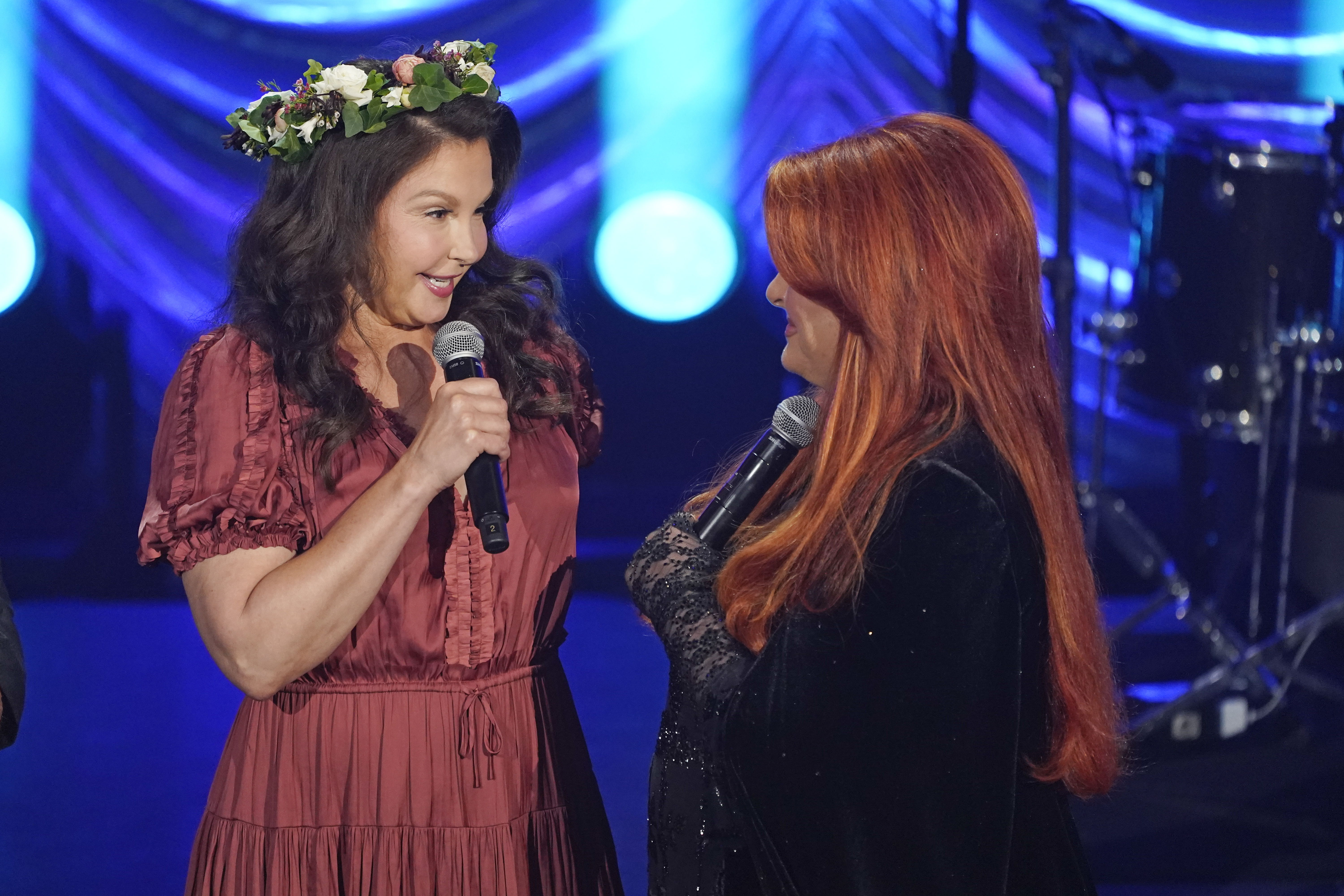 Naomi Judd celebrated in televised memorial service