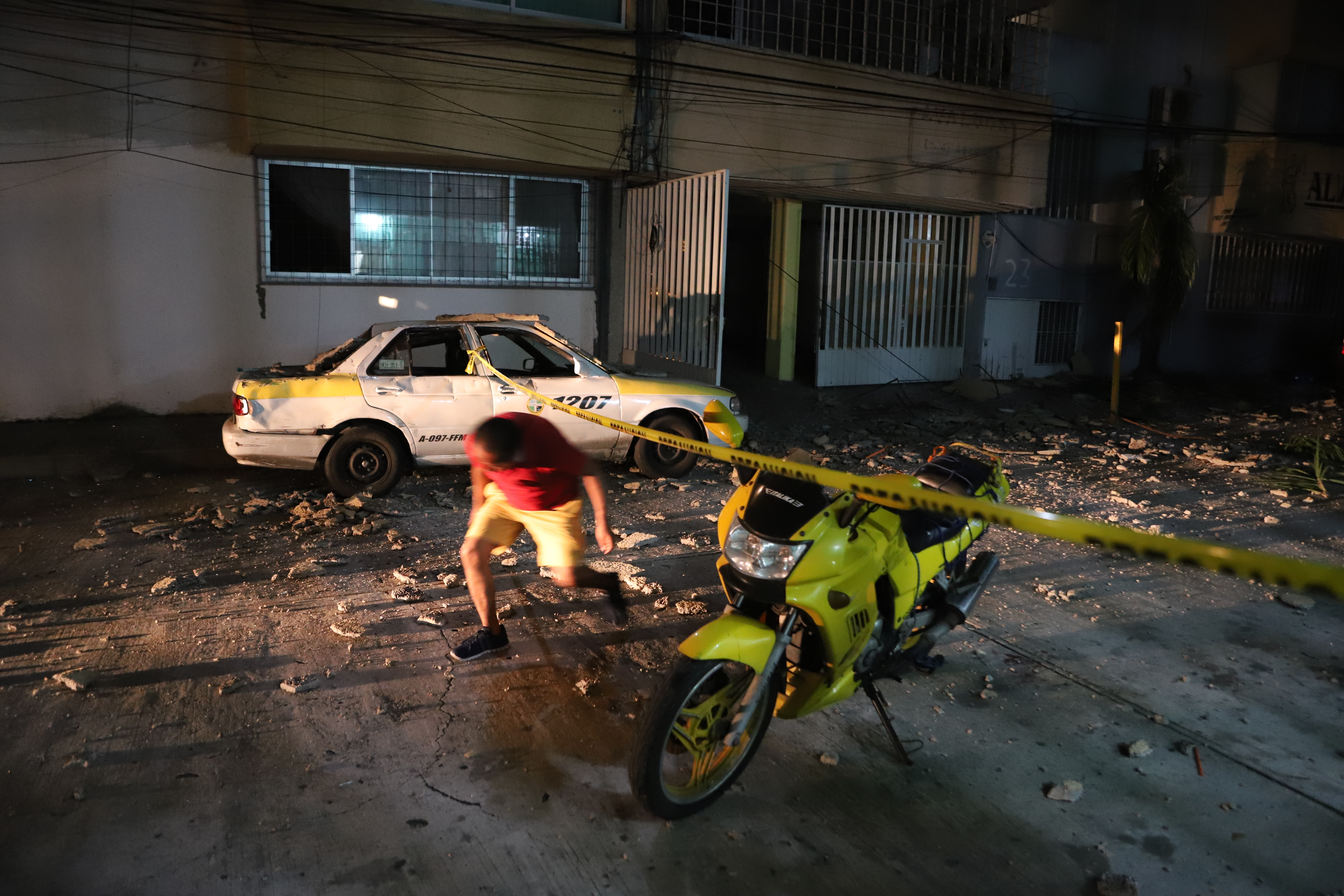 Photos: Magnitude 7 earthquake strikes near Acapulco, Mexico