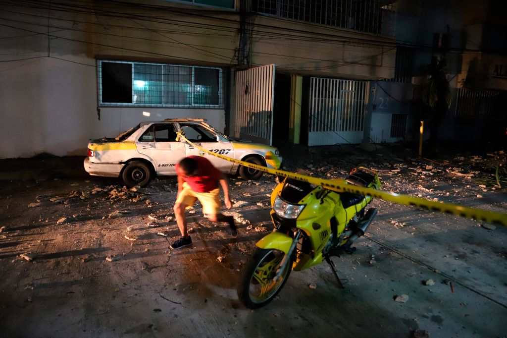 Photos: Magnitude 7 earthquake strikes near Acapulco, Mexico