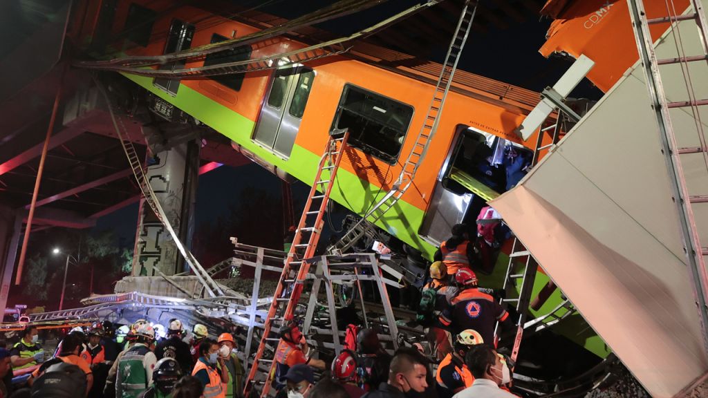 Mexico City metro overpass collapses onto road