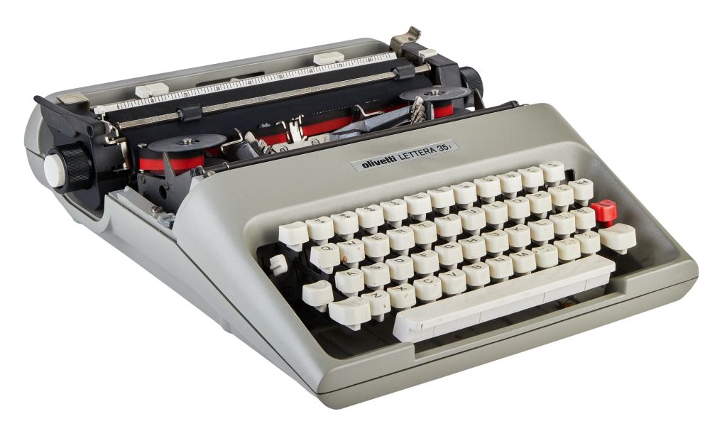 Photos: Treasures for sale in “Hollywood Legends” auction