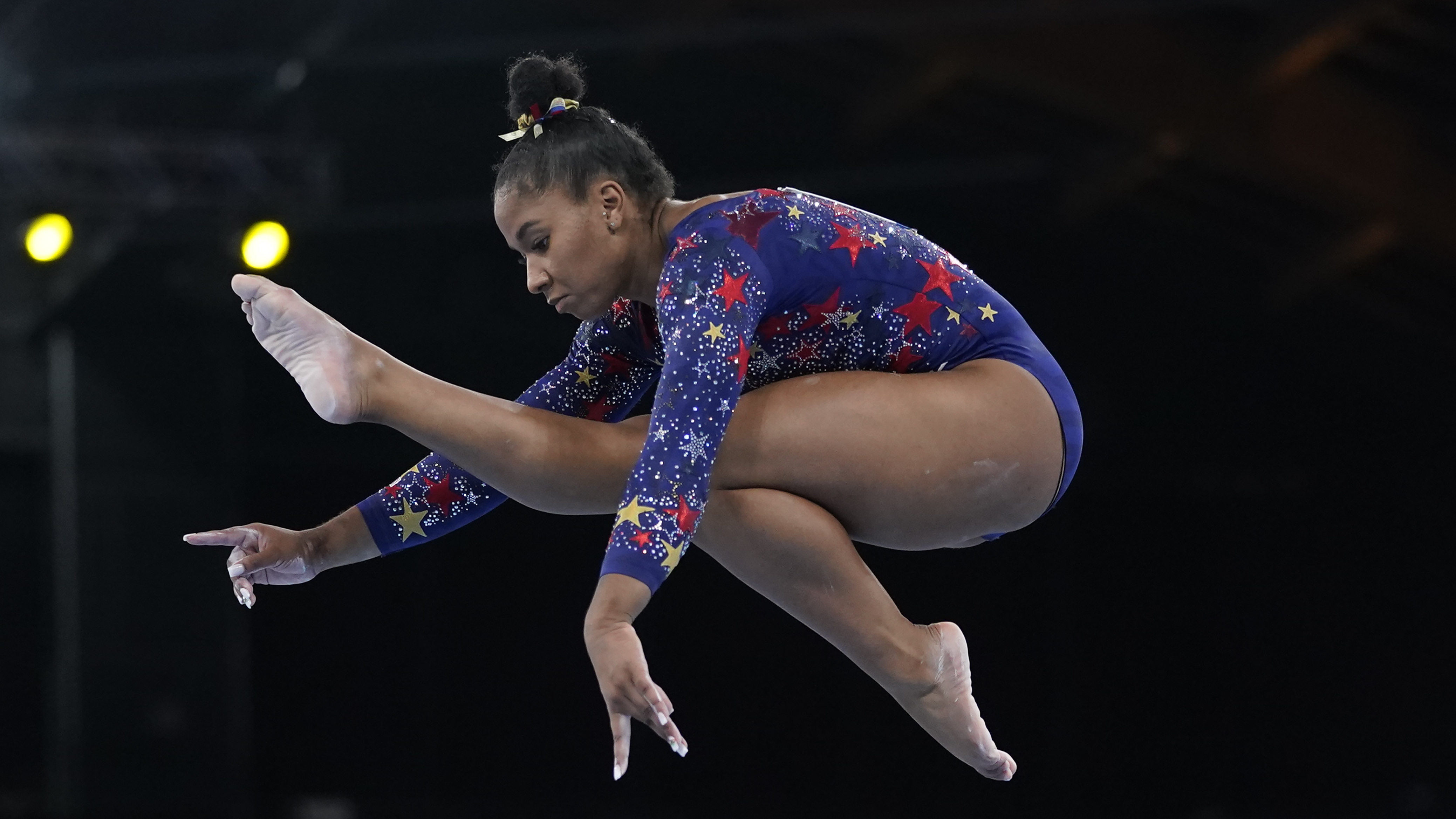 Photos: Simone Biles, US women's gymnastics team compete in qualifying round