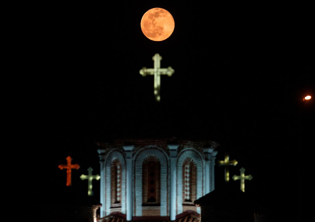 Photos: February 2021 Snow Moon brightens the night sky