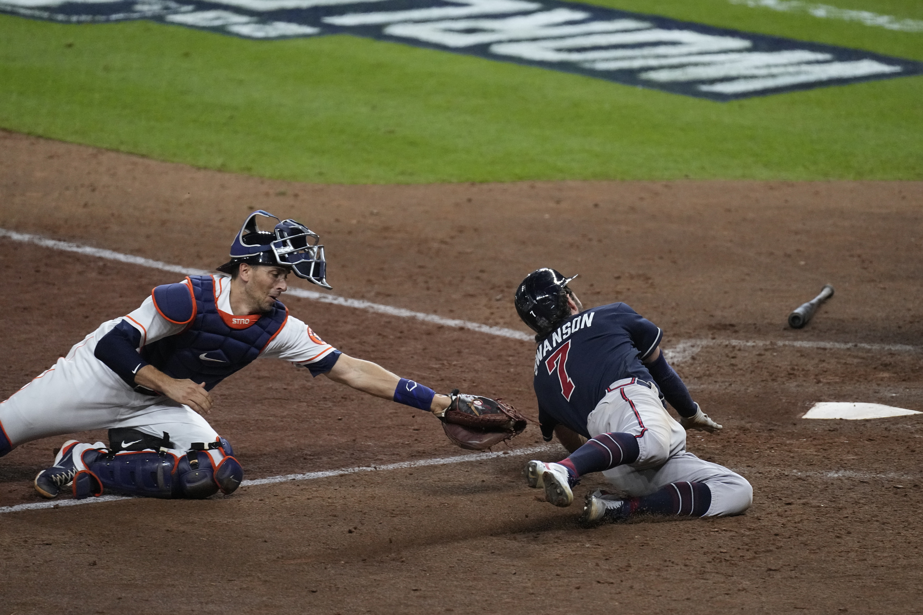 Photos: Braves beat Astros 6-2 to win World Series Game 1