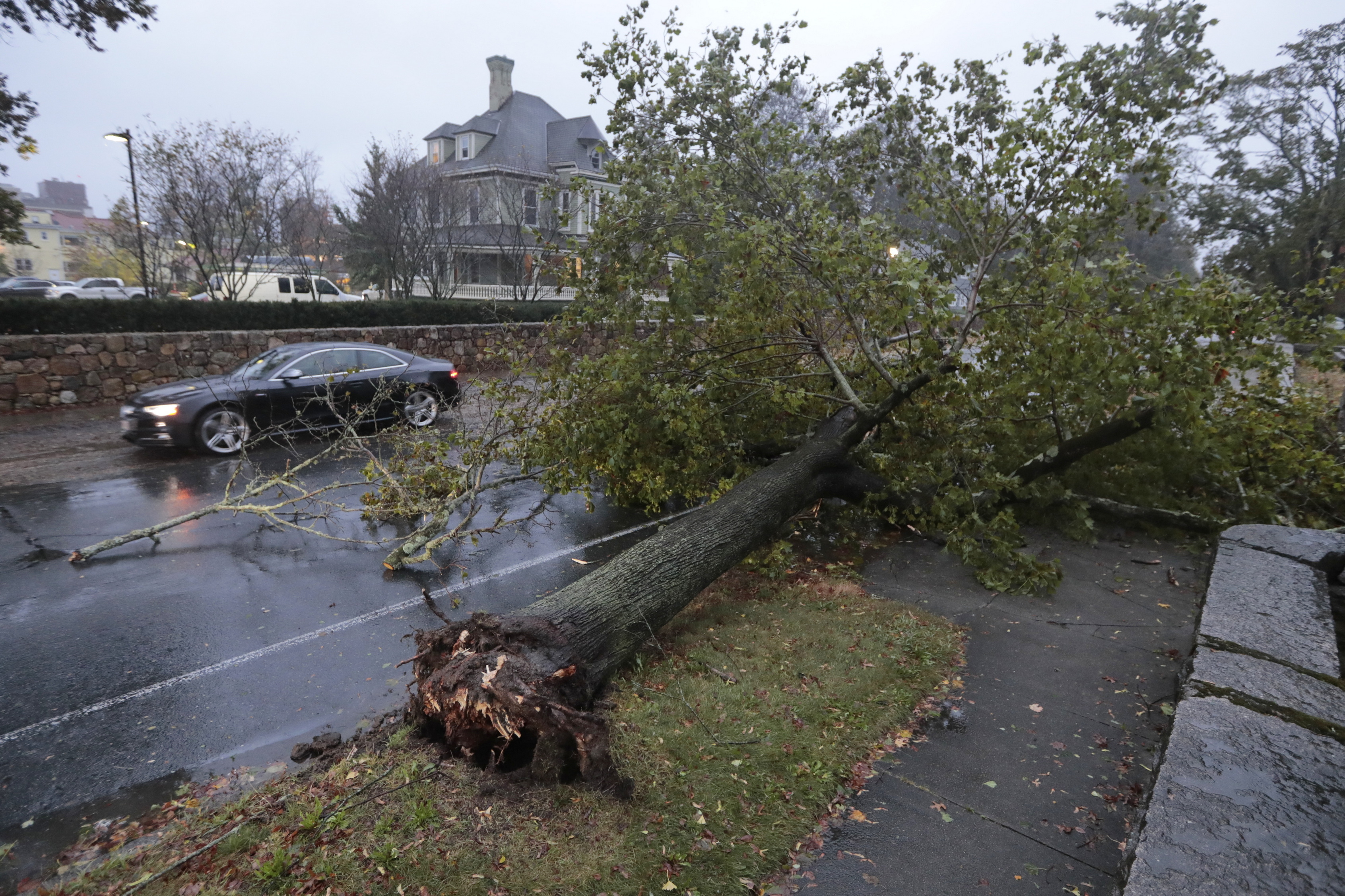 Photos: New England surveys damage in Nor'easter's aftermath