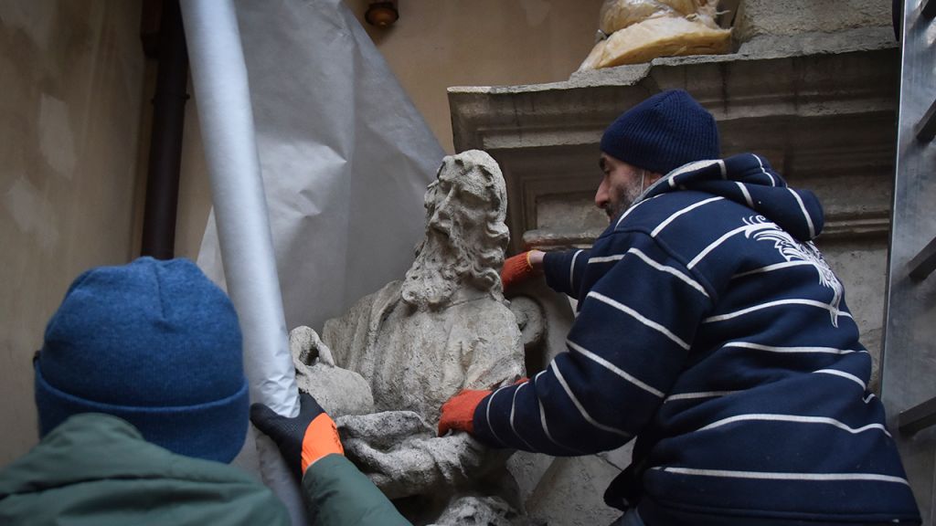 Photos: Russian invasion into Ukraine enters ninth day