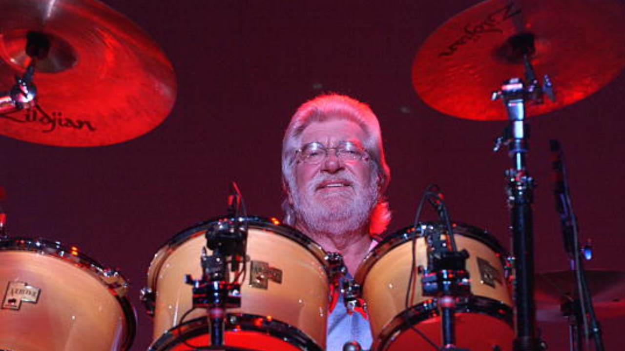 Graeme Edge dies
