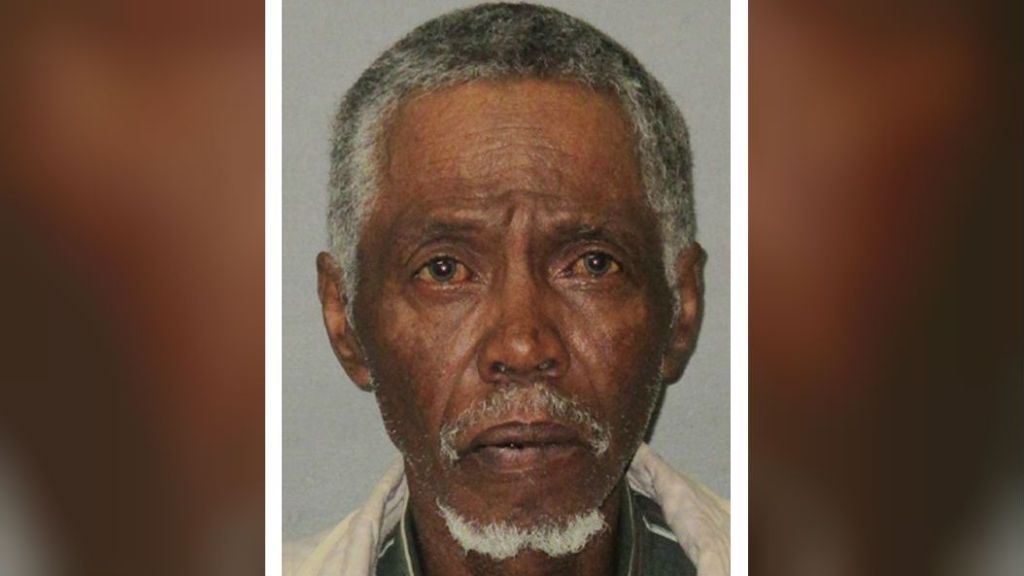 Police seek bystanders who stole backpack of photo gear from bicyclist killed in drag racing crash