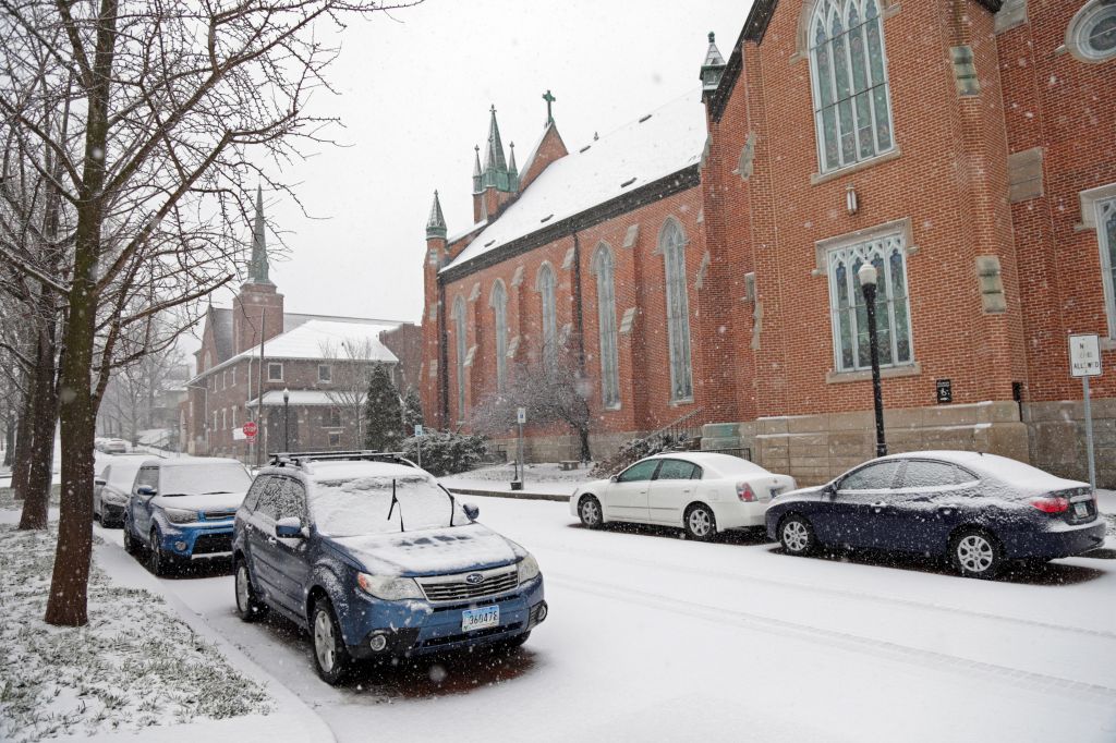 Photos: Winter storm packing snow, freezing rain moves across US