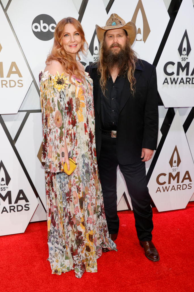Photos: CMA Awards 2021 red carpet looks