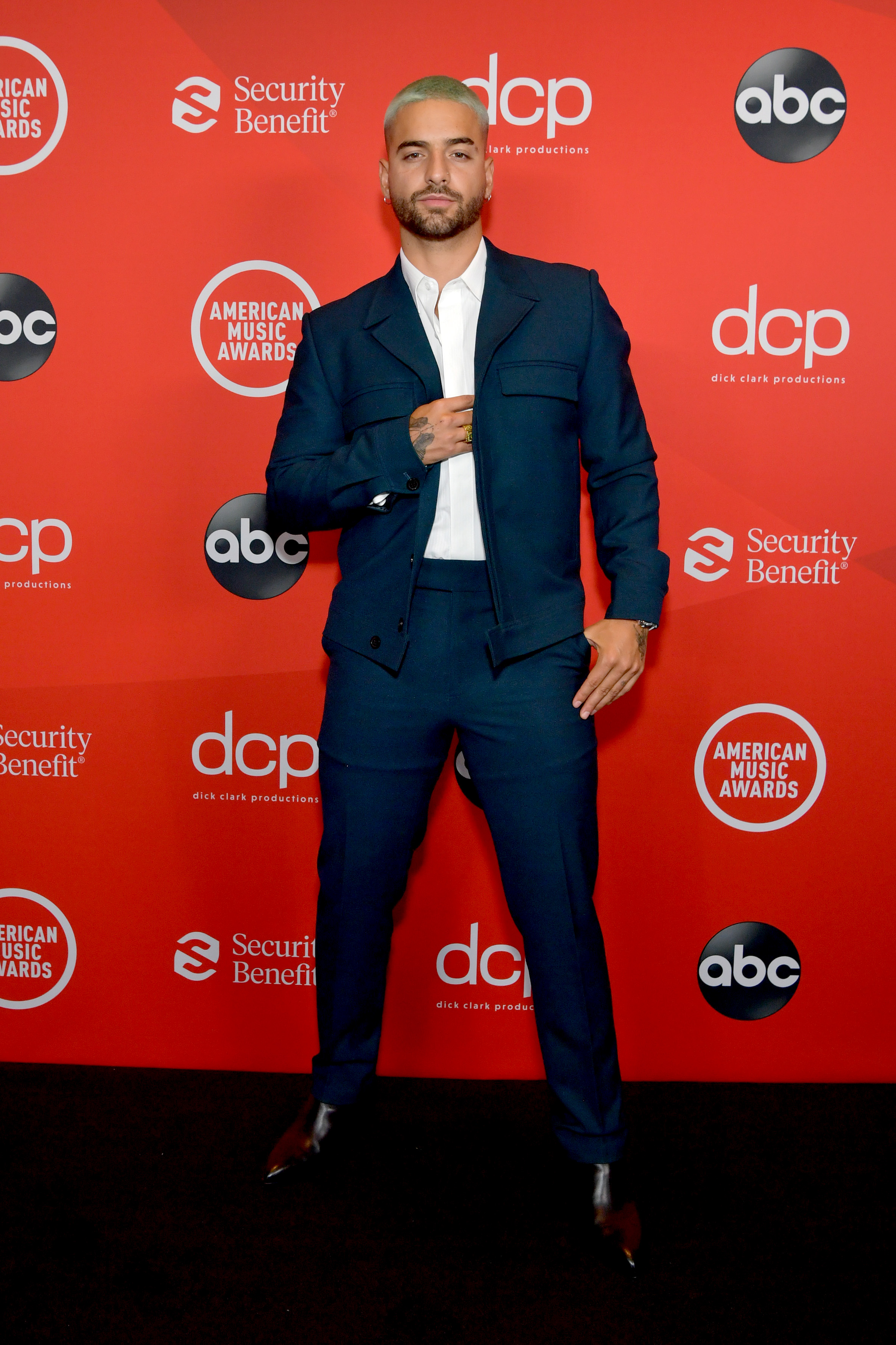 Photos: Stars shine on the 2020 American Music Awards red carpet