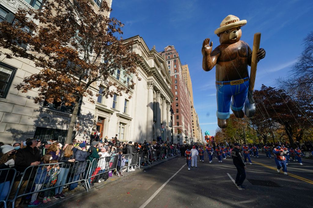 Photos: Macy's Thanksgiving Day Parade 2021