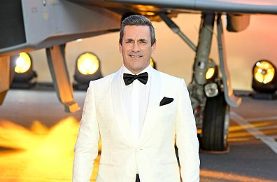 Photos: Kate Middleton, Prince William join 'Top Gun: Maverick' stars on red carpet