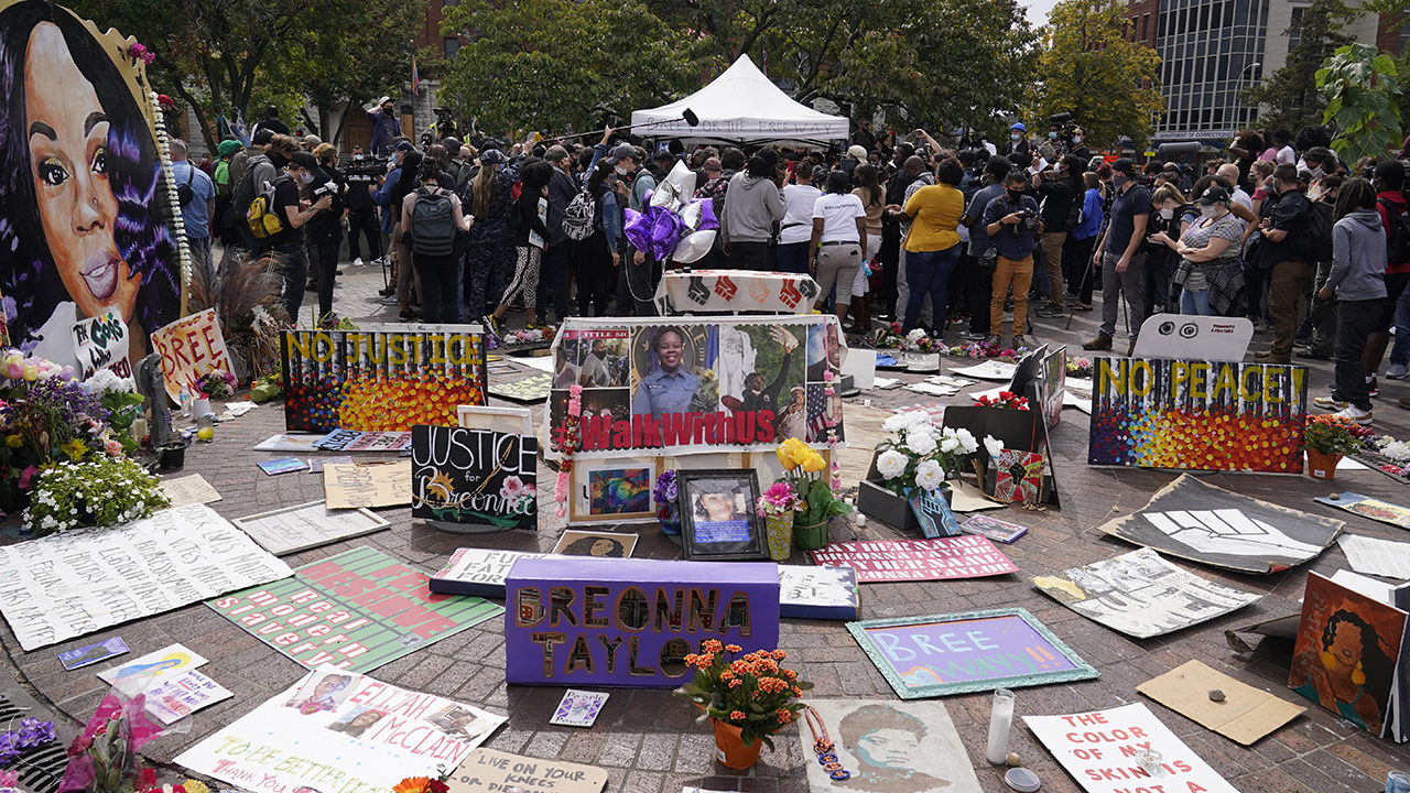 Protests continue after grand jury announces charging decision in Breonna Taylor's death