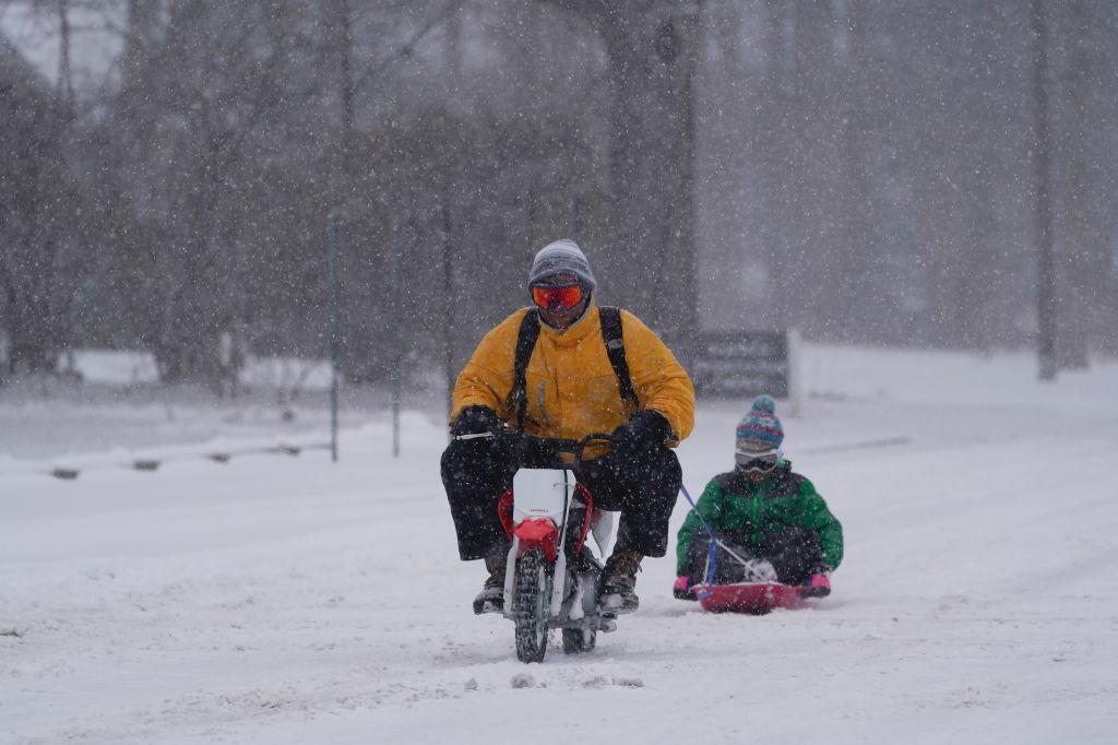 Photos: Winter storm dumps snow, ice on more states