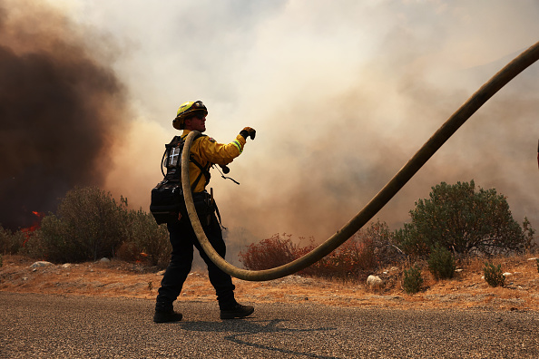 Photos: Fairview Fire in Southern California kills 2, forces evacuations