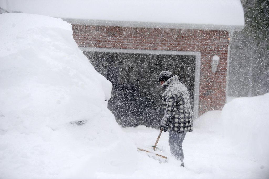 Intense Winter Storm Brings Multiple Feet Of Lake Effect Snow To Buffalo Area