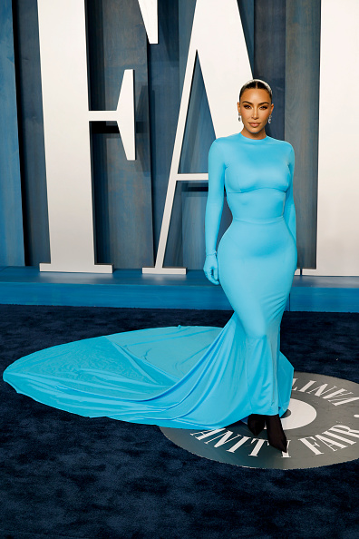 Photos: Vanity Fair Oscar Party 2022 red carpet