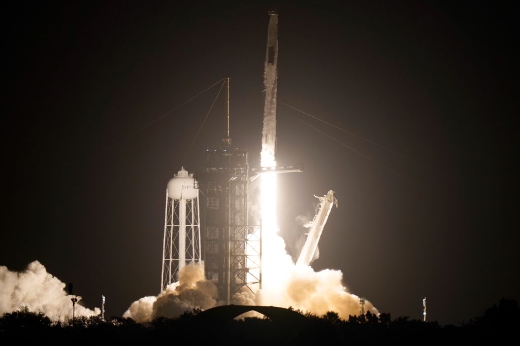Photos: SpaceX launches 4 astronauts on reused capsule, rocket to International Space Station