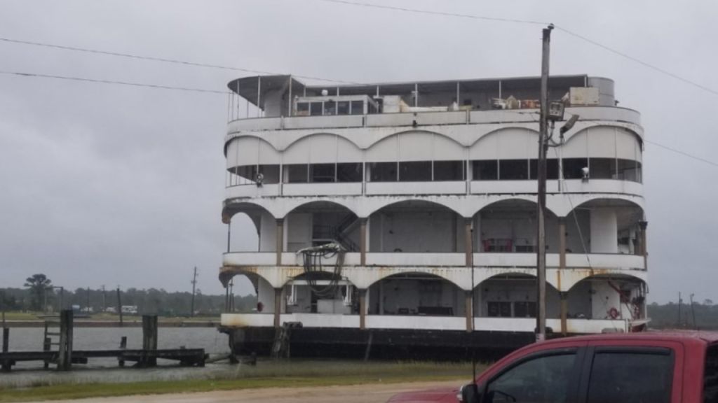 Casino boats damage dock