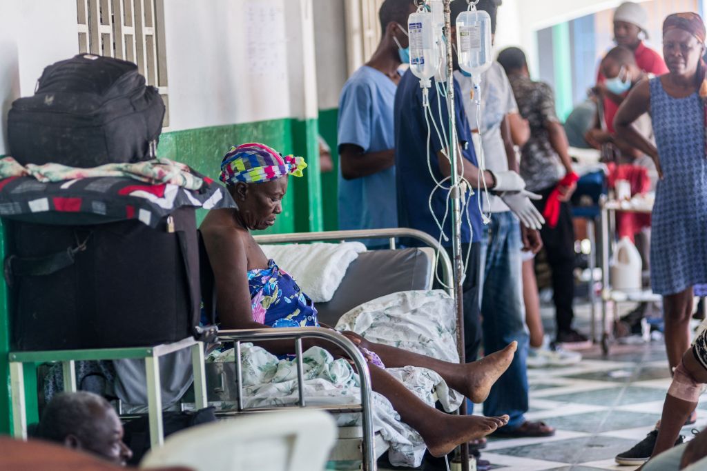 Photos: Injured wait for help, rescues continue after Haiti earthquake