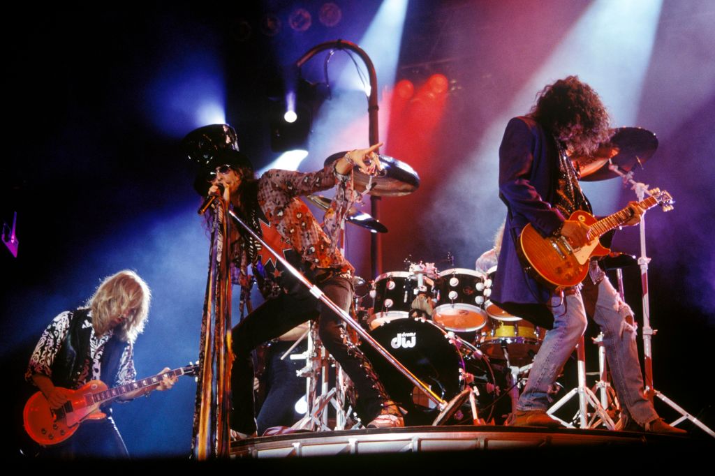 Photo of Steven TYLER and Joe PERRY and Brad WHITFORD and AEROSMITH