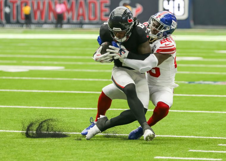 Metchie Holds On