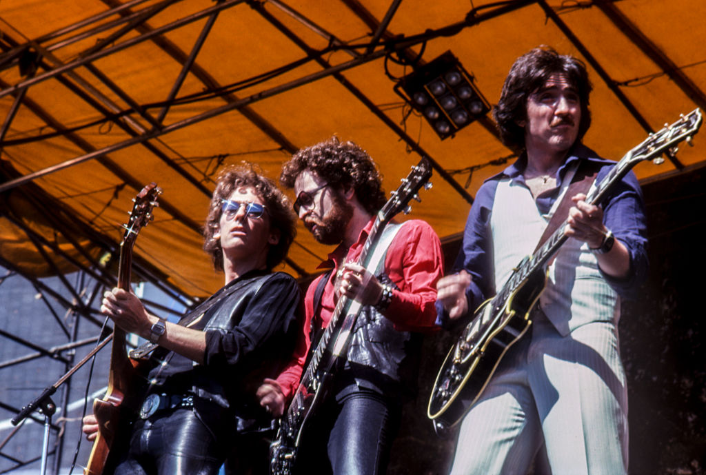 Blue Oyster Cult Live