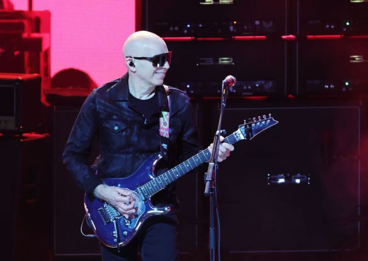 Joe Satriani