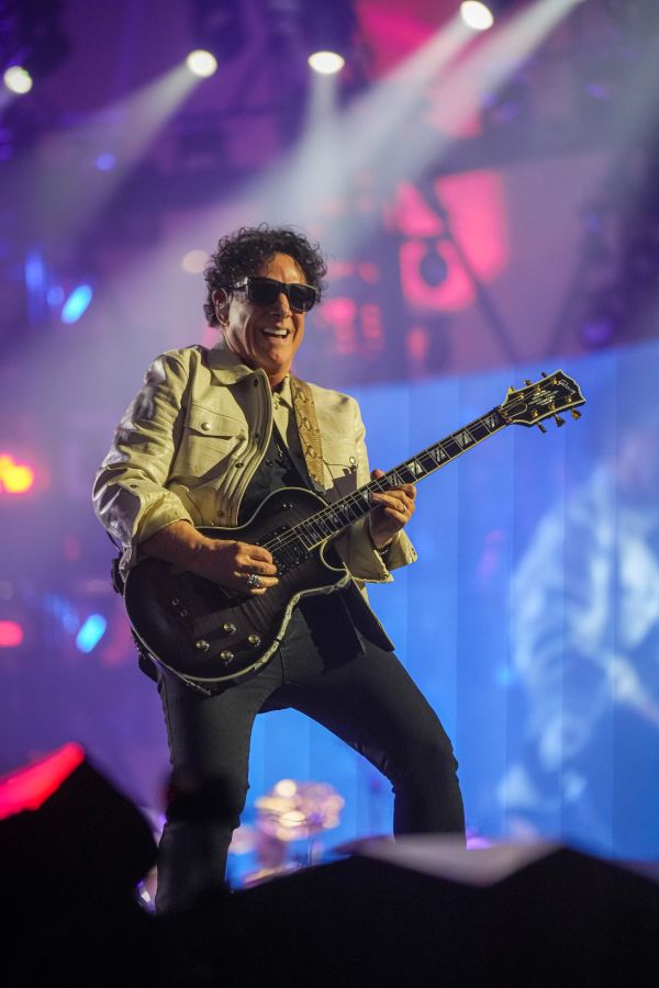 Neal Schon